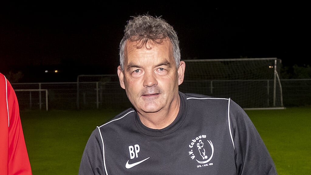 Nog een seizoen voor hoofdtrainer Bert Potuyt!